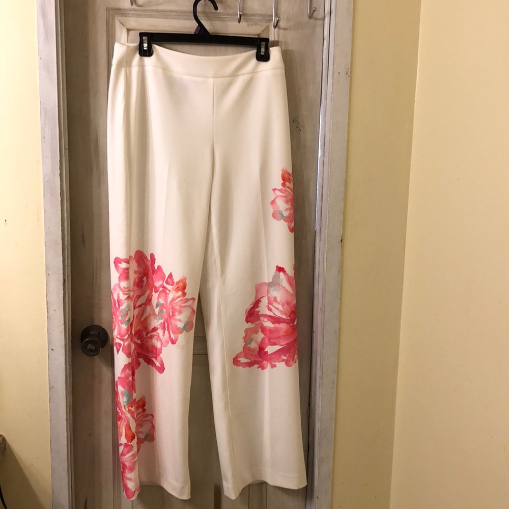 INC SIZE 8 Dress Pants hardly worn